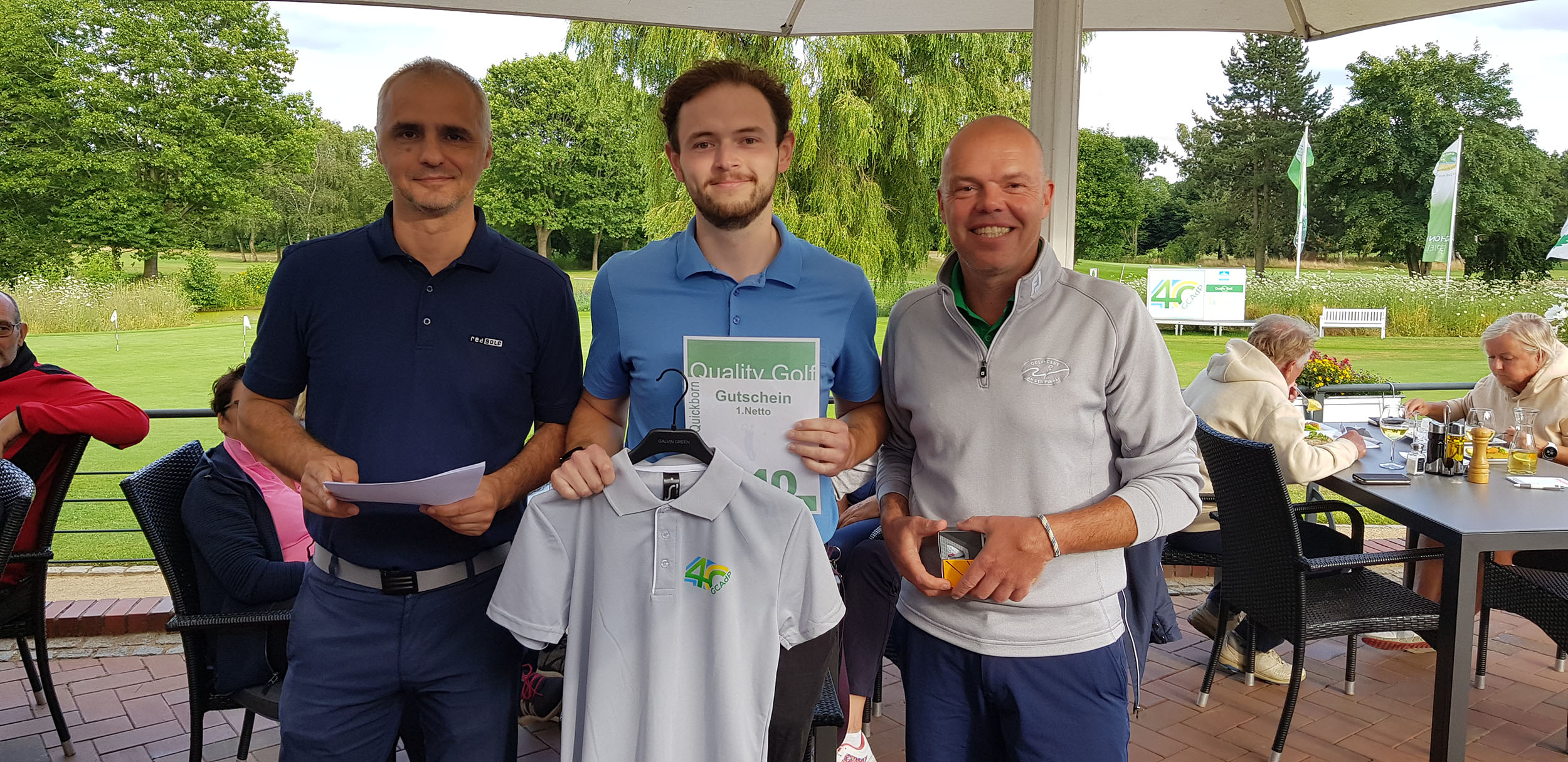 Quer durch Quickborn An der Pinnau 27 Loch Golfplatz vor